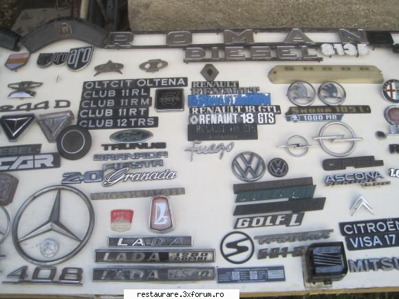 Colectia mea - le-am adunat intr-un an si jumatate :) - EMBLEME AUTO