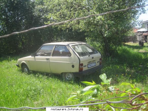 Poze cu Oltcit-uri - unu intr-un loc care candva era frumos.....la - OLTCIT