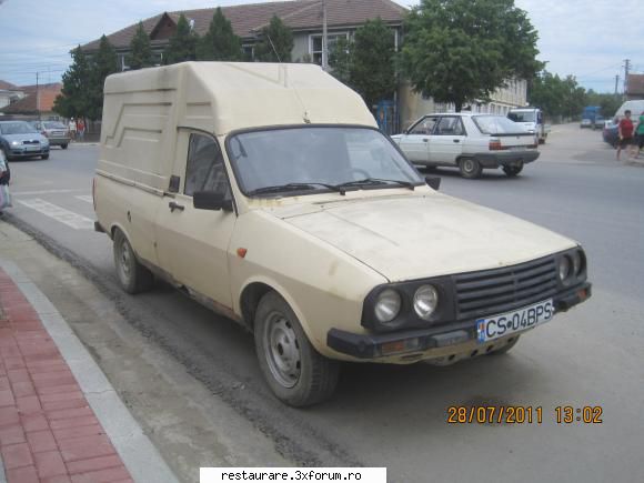 poze - papuc ochelarist carosat - DACIA