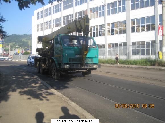 poze - dac cu macara circuland prin resita :) - ROMAN