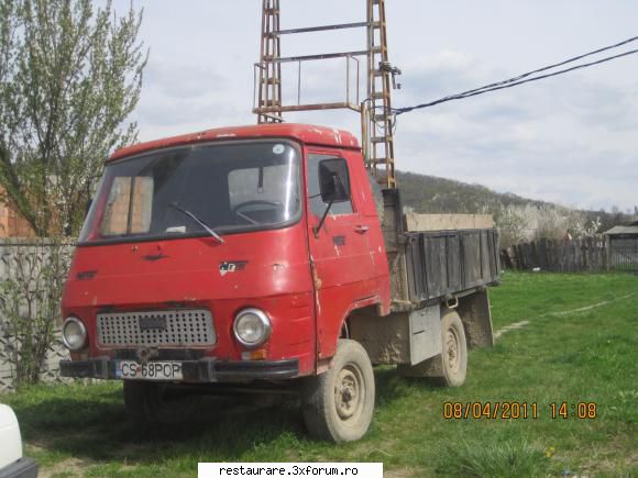poze - camioneta tv cu geamurile laterale de doua feluri - ROCAR