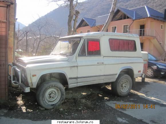 poze aro - aro 243 cu faruri dreptunghiulare si masca veche - ARO