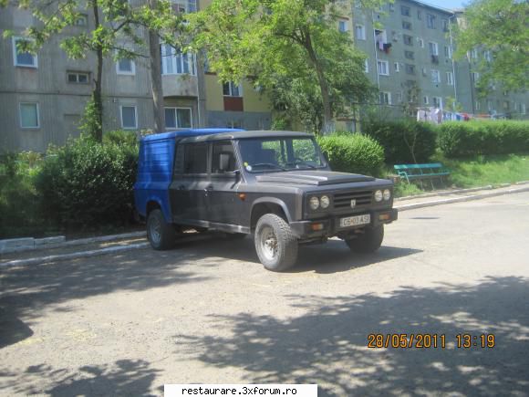 poze aro - cel mai tare din parcare - parcarea era goala :( - ARO