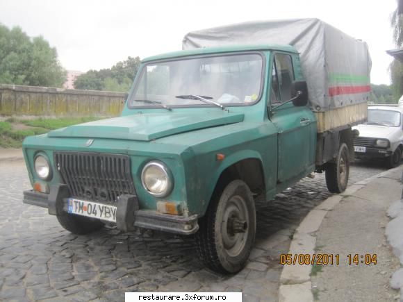 poze aro - o batrana camioneta gasita pe la piata din lugoj - ARO