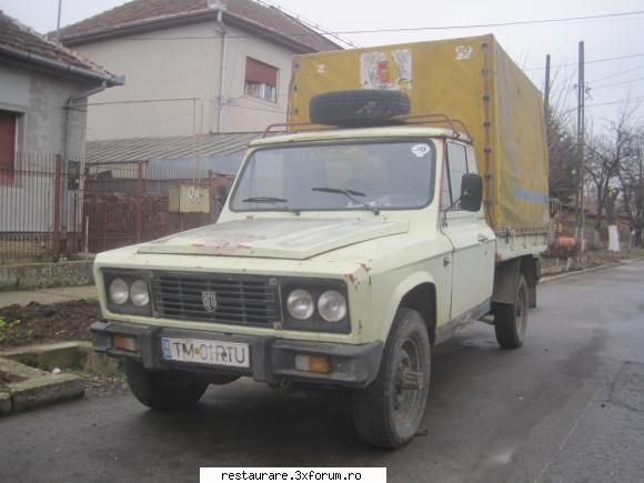 poze aro - camioneta veche cu prelata si ea veche - ARO