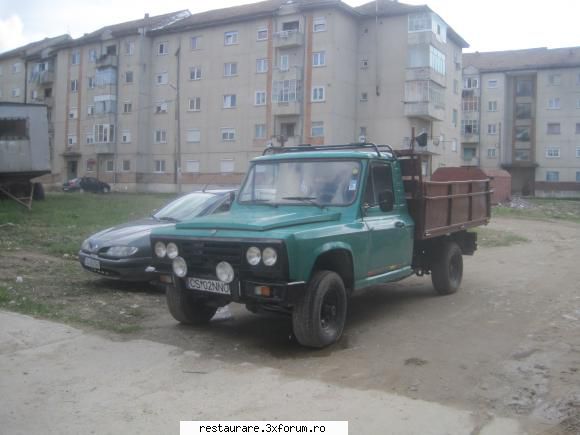 poze aro - o camioneta care circula zilnic - ARO